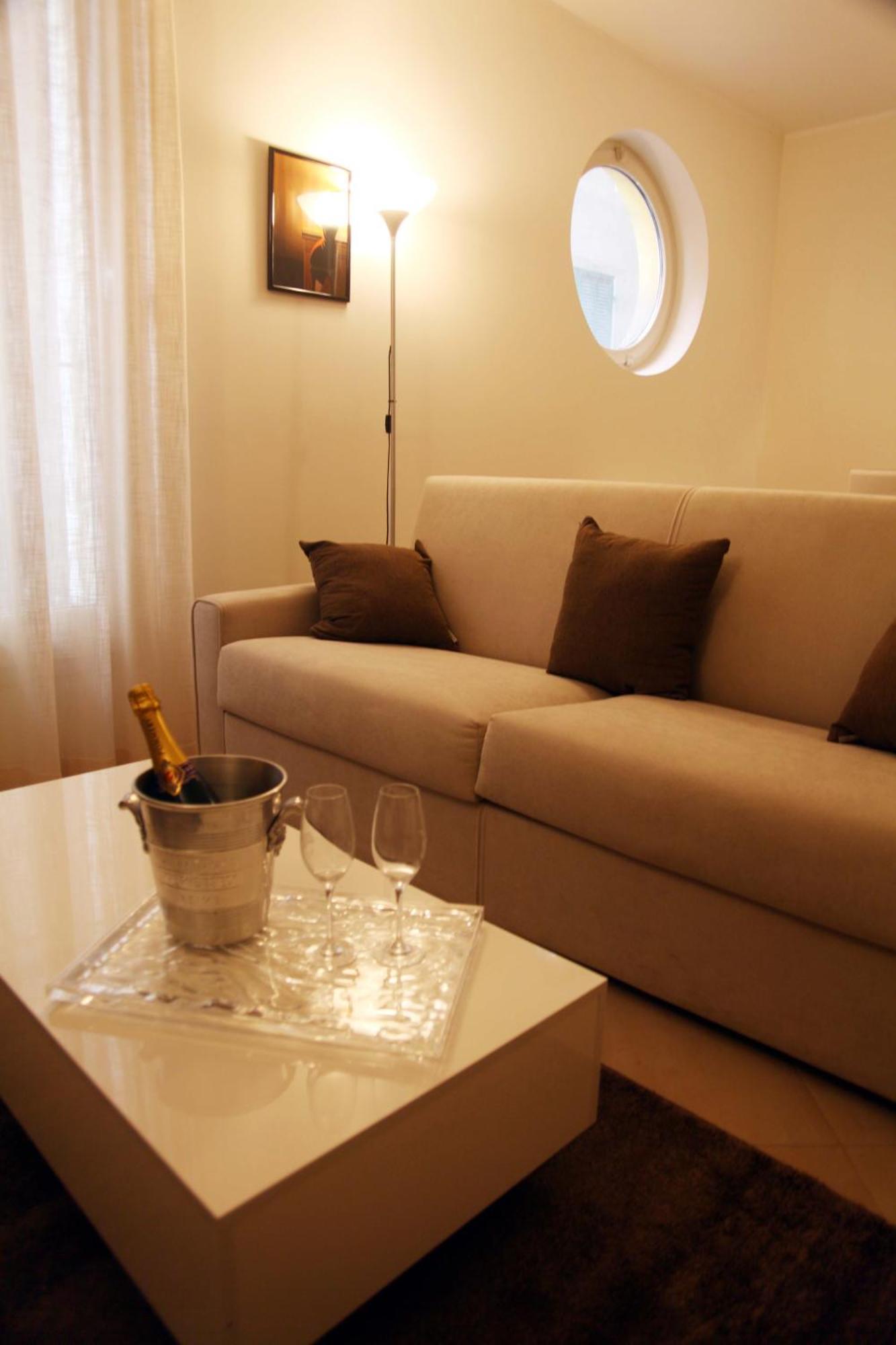 Dimoraviapiadue Apartment Savona Luaran gambar